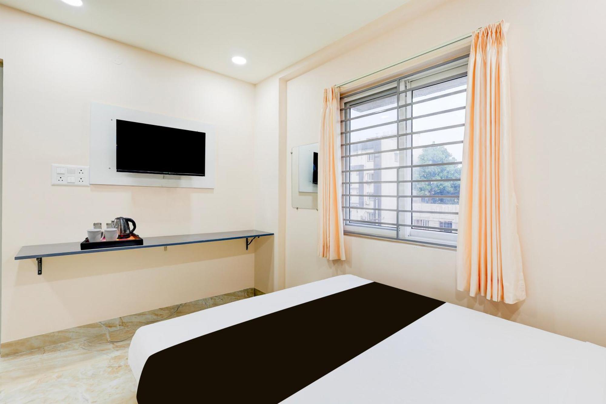 Super Townhouse Mvp Sector With Kailasagiri Hill View Pedda Waltair Exterior foto